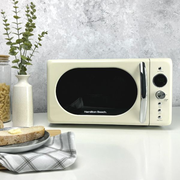 Hamilton Beach Ella Kitchen Bundle Latte - Kettle,  2 Slice Toaster and Cream Microwave