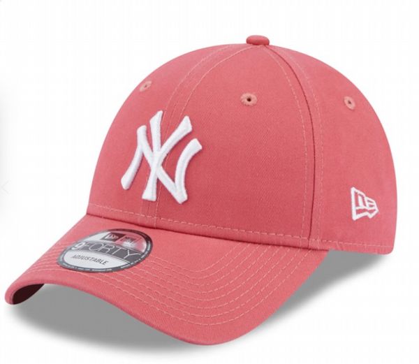 New Era Essential 9Forty Yankees Cap (Peach)